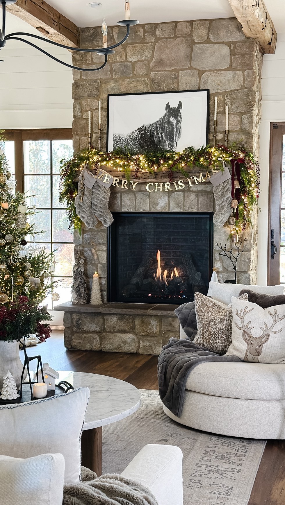 Last Christmas 🤍

Taking a look back at last year as I begin to decorate for this year.  It was truly magical!

Curious where something is from?
•How to shop•
Comment HOLIDAY and I’ll send the links your way.  Make sure you are following me @houseofmurphy before commenting to make sure you receive the link in your messages.
You can also click blue link in bio 🤍