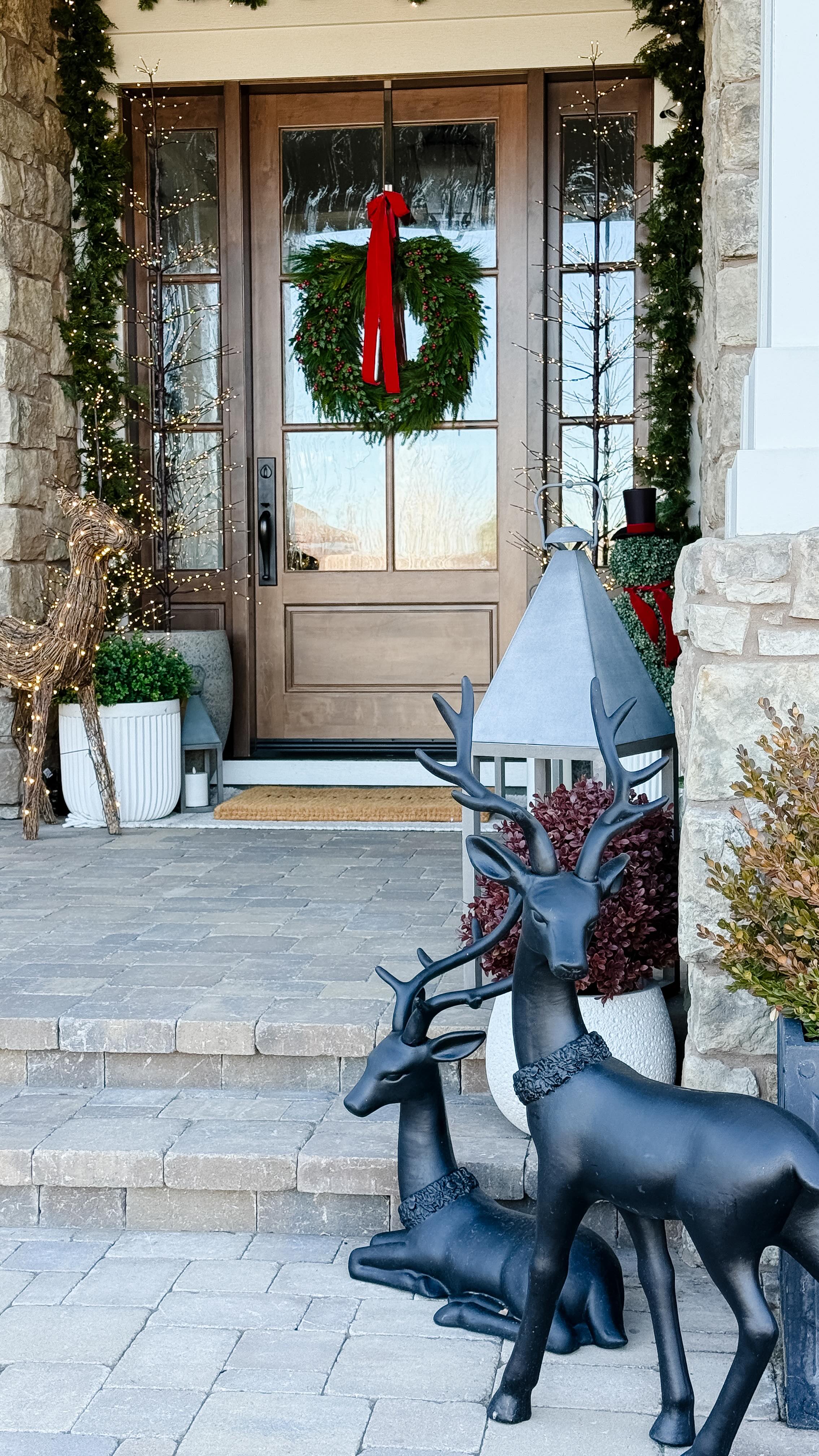 Comment WREATH for links + code to save 15% off!

🌲My favorite holly berry wreath is now available in a new design from @the.accidental.farmgirl These wreaths are incredibly plush, full, and generously large – they make such a stunning statement on any door or wall. The fullness and quality are absolutely gorgeous, with every inch packed with lush greenery and beautiful holly berries. If you’ve been looking for a wreath that truly stands out and fills the space beautifully, this is it! 🎄✨